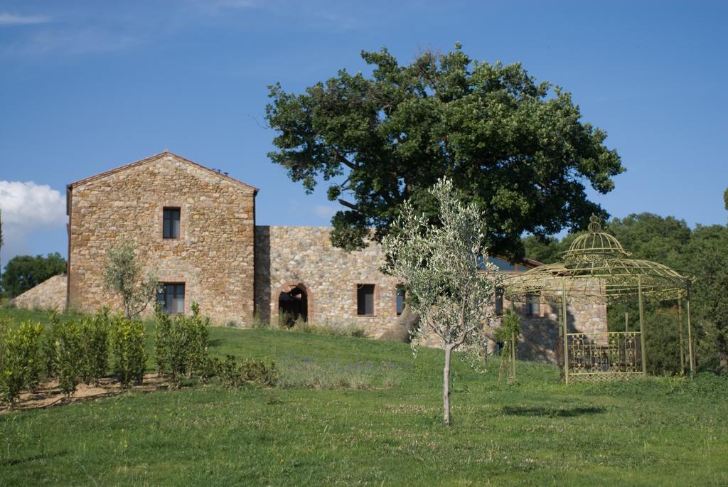 Podere Carceroni Poggi del Sasso Екстер'єр фото